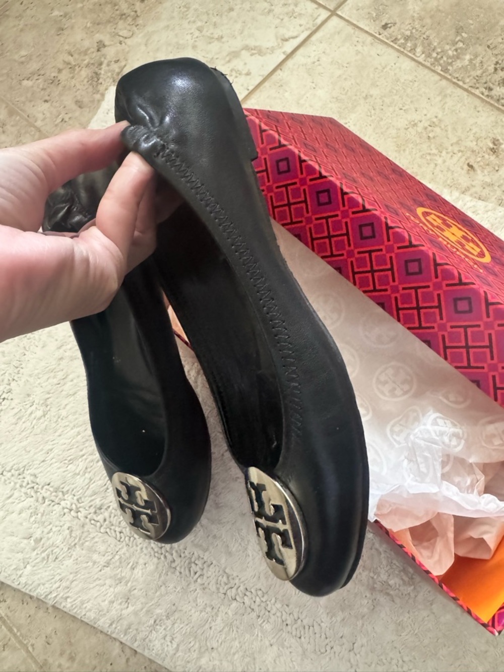 Tory Burch Black Leather Logo Round-Toe Ballet Flats - Picture 7 of 12